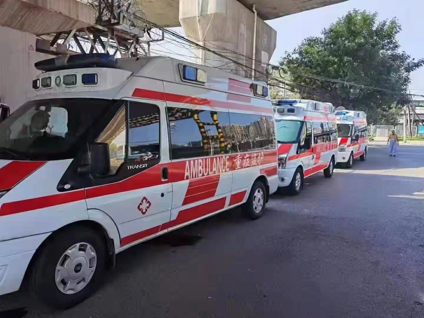 铁门关市救护车出租